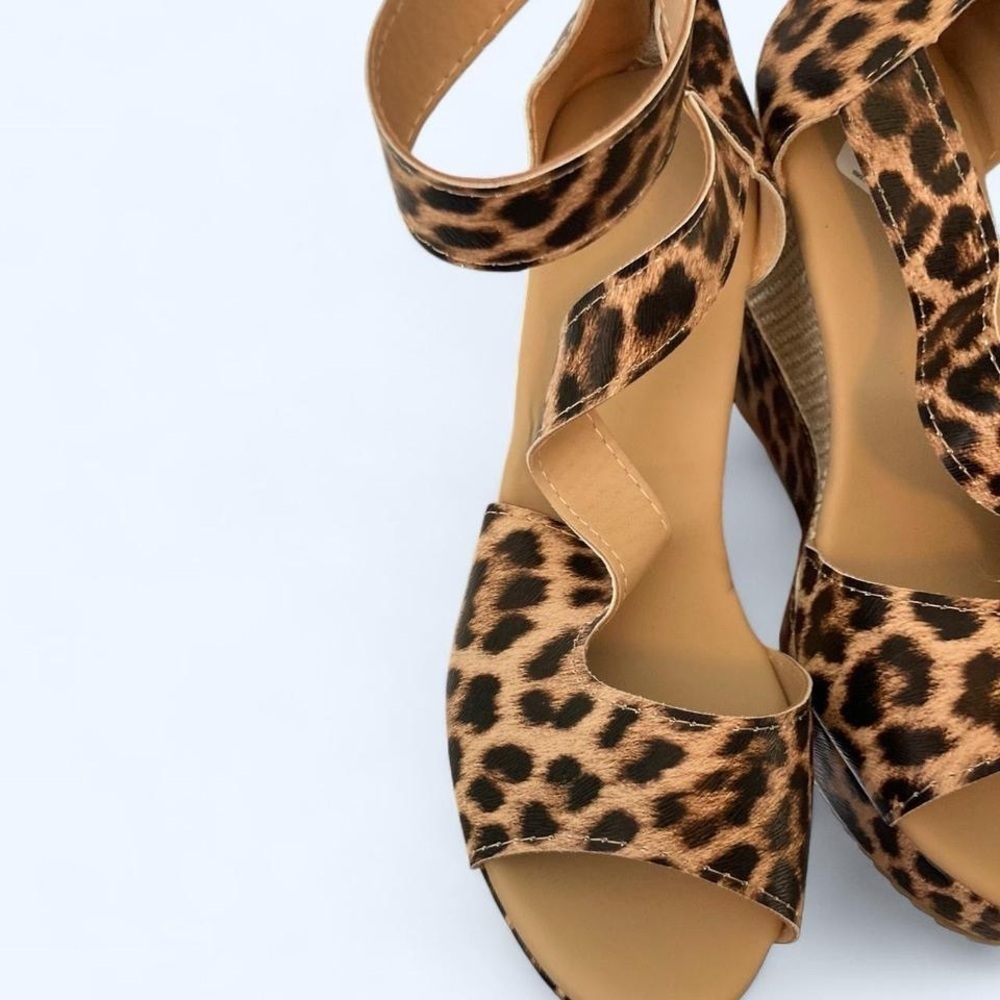 Leopard print wedges with a 3.5" heel #leopardprint size 38 7 1/2 - 8